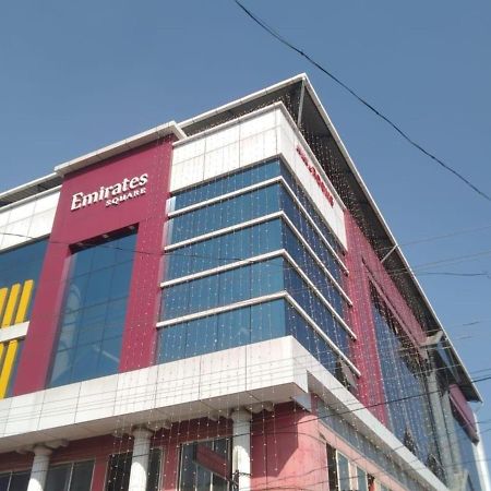 Emirates Residency Hotel Pudunagaram Exterior foto