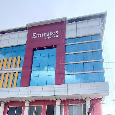 Emirates Residency Hotel Pudunagaram Exterior foto